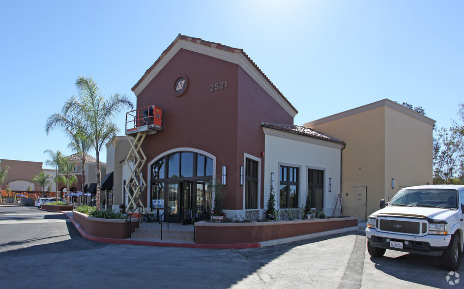 2601 Palomar Airport Rd, Carlsbad, CA à louer - Photo de l’immeuble – Image 3 sur 4
