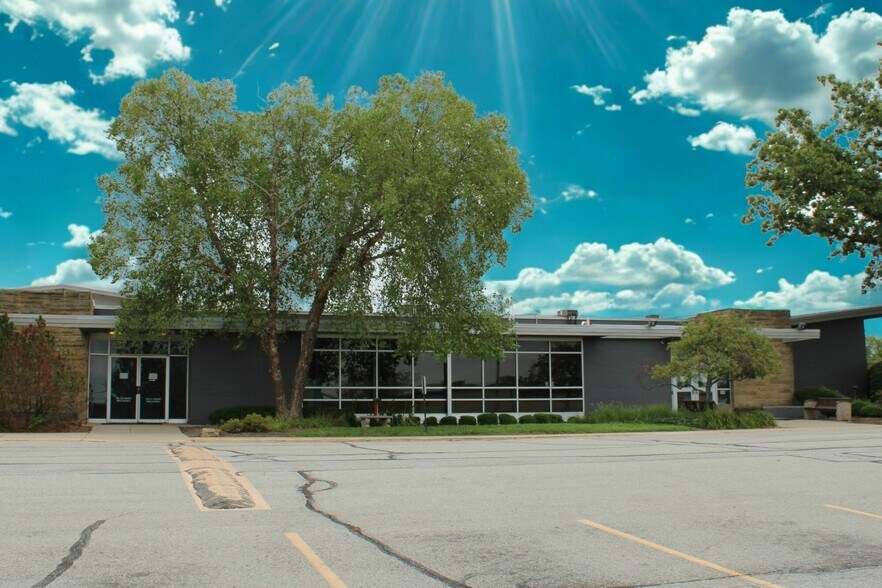 501 N Shortridge Rd, Indianapolis, IN à vendre - Photo de l’immeuble – Image 2 sur 14