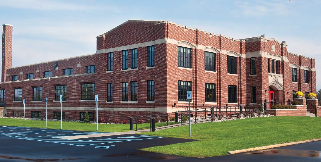 330 Marshall St, Lansing, MI à louer Photo principale– Image 1 sur 9