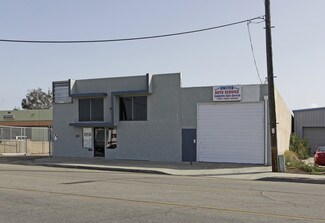 Plus de détails pour 710 Rock Springs Rd, Escondido, CA - Local d'activités à louer