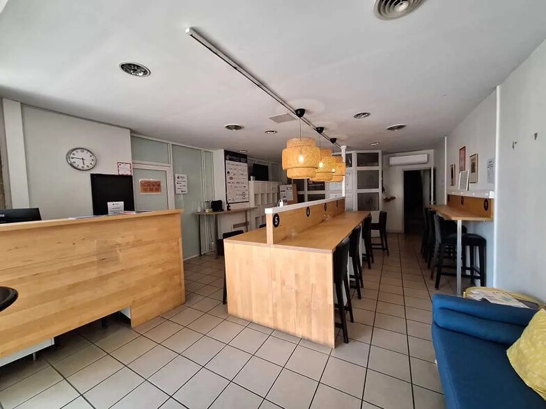 Bureau dans Bordeaux à louer - Photo de l’immeuble – Image 2 sur 13