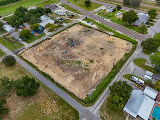 Plus de détails pour 564 E Brookins Ave, Eagle Lake, FL - Bureau/Local commercial à louer