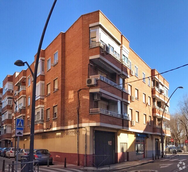 Plaza de Pinto, 1, Getafe, Madrid à louer - Photo de l’immeuble – Image 2 sur 2