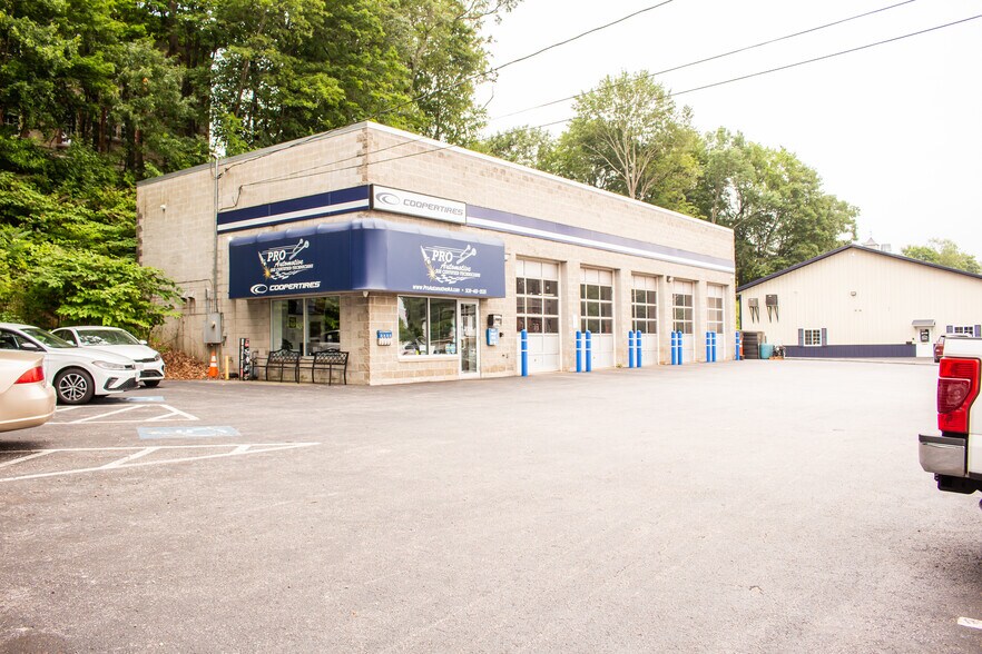 626 S Main St, Webster, MA à louer - Photo de l’immeuble – Image 2 sur 34