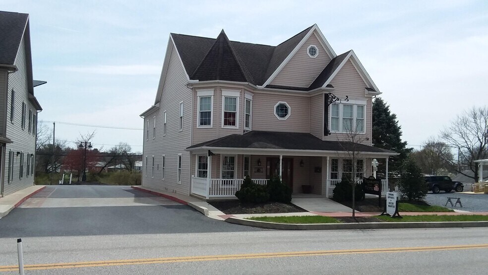 5939 Linglestown Rd, Harrisburg, PA à louer - Photo de l’immeuble – Image 1 sur 6