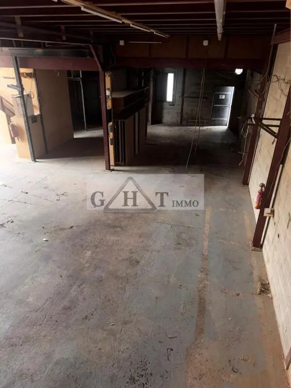 Plus de détails pour Bureau, Industriel/Logistique à louer