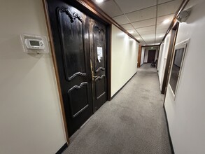 619-623 S Olive St, Los Angeles, CA à louer Photo intérieure– Image 1 sur 7