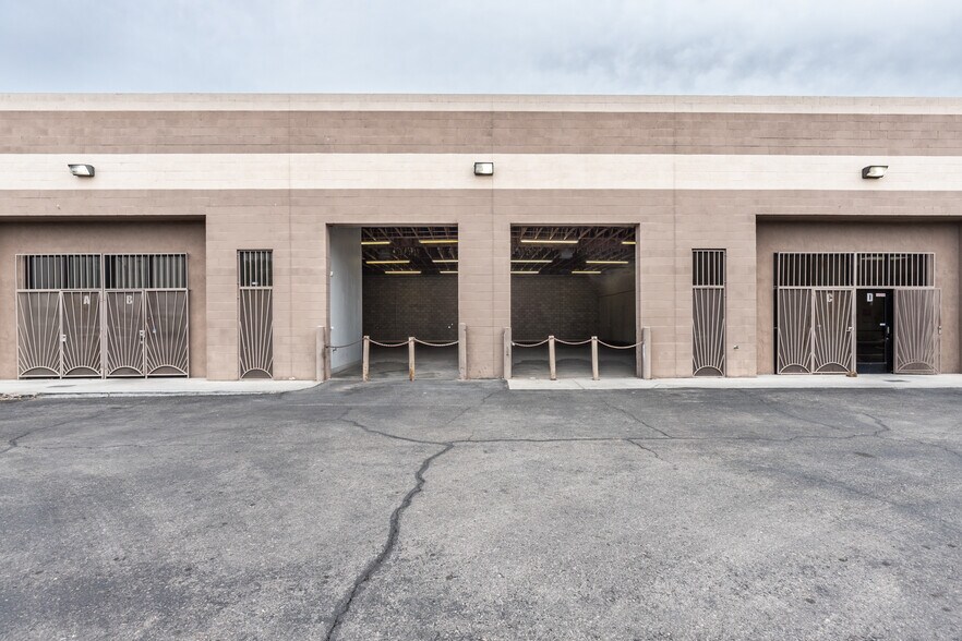 2615 Branson Ave, North Las Vegas, NV à louer - Photo de l’immeuble – Image 2 sur 12