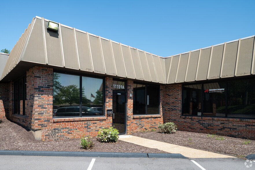 11155-11163 S Towne Sq, Saint Louis, MO à louer - Photo de l’immeuble – Image 3 sur 4