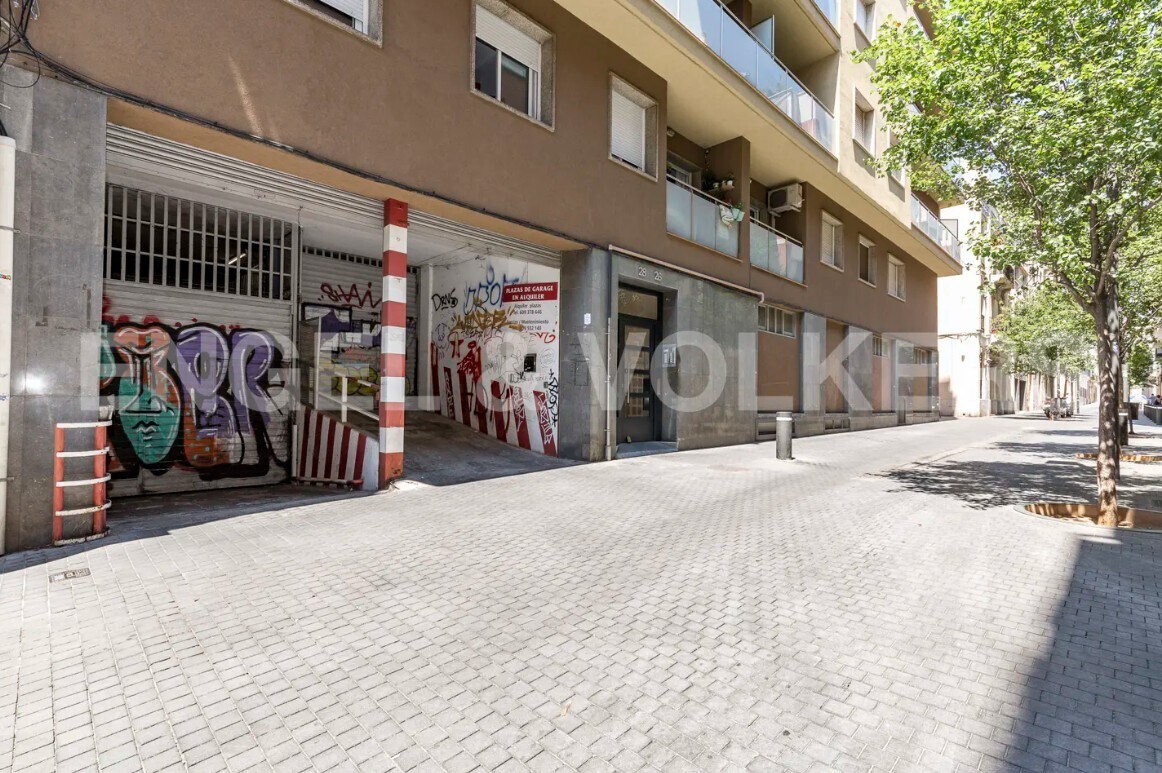 Local commercial dans Barcelone, Barcelona à louer Photo intérieure– Image 1 sur 7