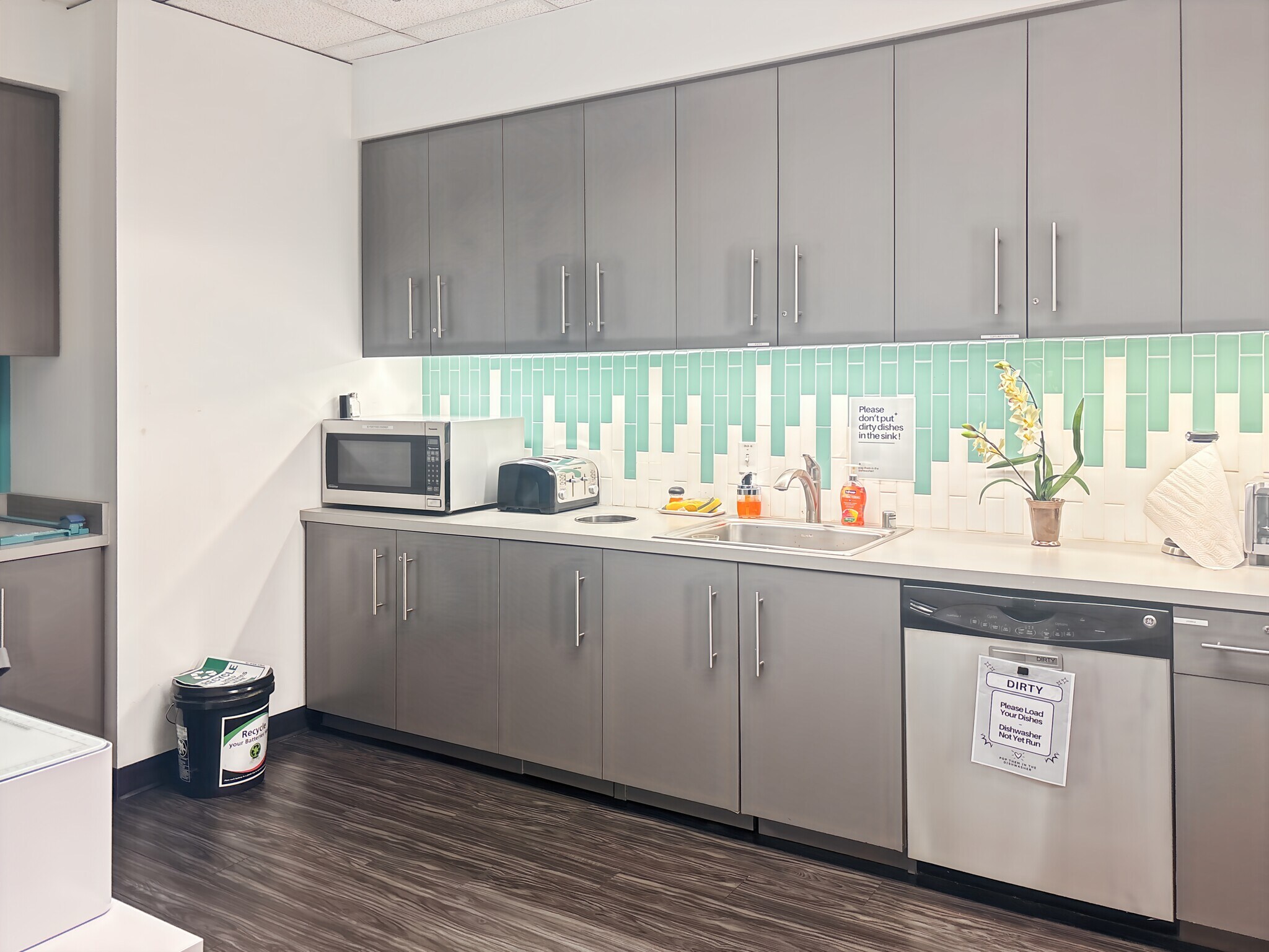 10900 NE 4th St, Bellevue, WA à louer Photo de l’immeuble– Image 1 sur 15