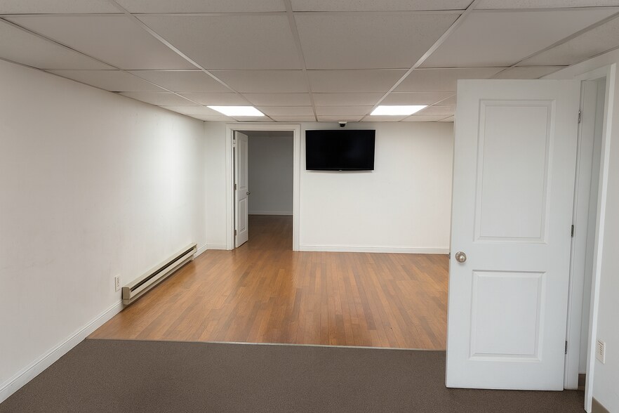 4211-15 Leiper St, Philadelphia, PA à vendre - Photo intérieure – Image 3 sur 5