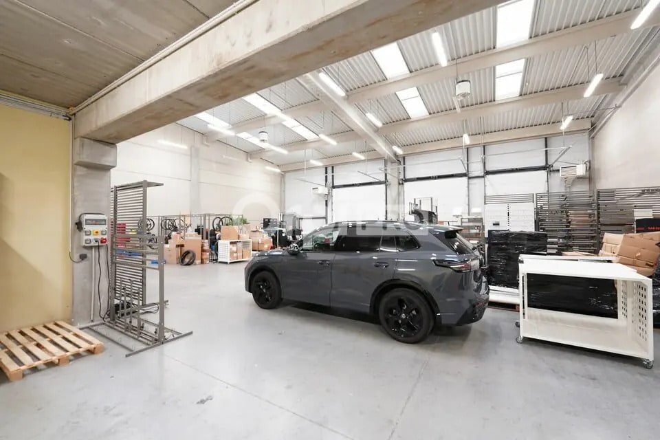 Bureau dans Saint-Quentin-Fallavier à louer Photo de l’immeuble– Image 1 sur 22