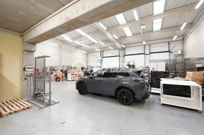 Plus de détails pour Différents types d’espaces à louer