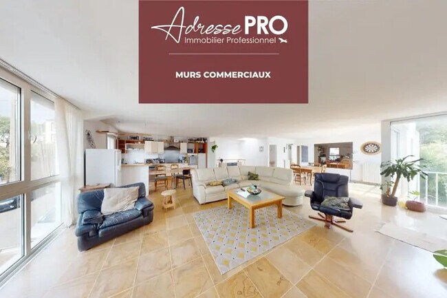 Plus de détails pour Bureau à vendre