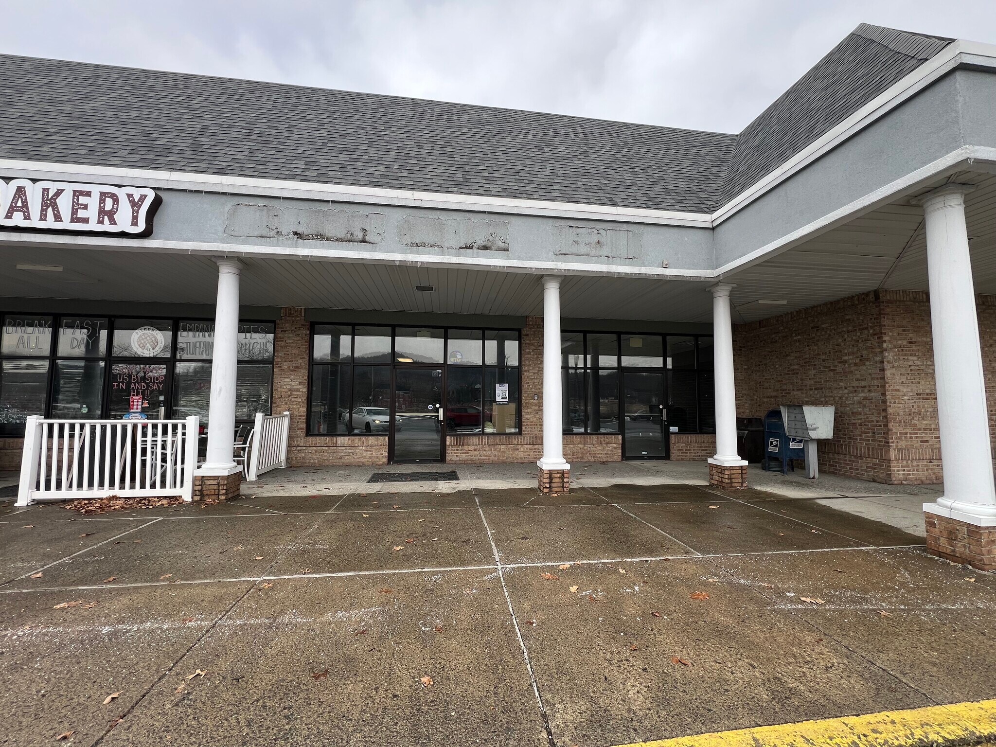 15 Dardess Dr, Chatham, NY à louer Photo de l’immeuble– Image 1 sur 14