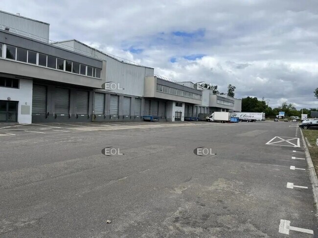 Plus de détails pour Industriel/Logistique à louer