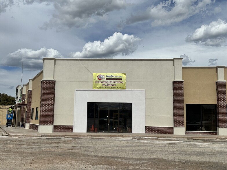 N First, Abilene, TX à louer - Photo de l’immeuble – Image 2 sur 12