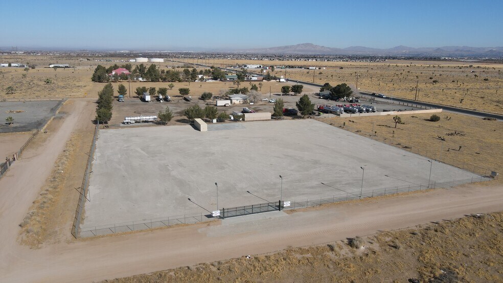 12026 Bolinas Rd, Hesperia, CA à louer - Photo de l’immeuble – Image 2 sur 10