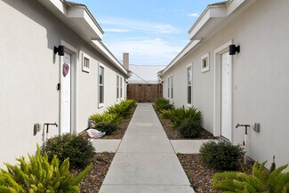 Plus de détails pour 908 N Kentucky St, Alton, TX - Logement à vendre