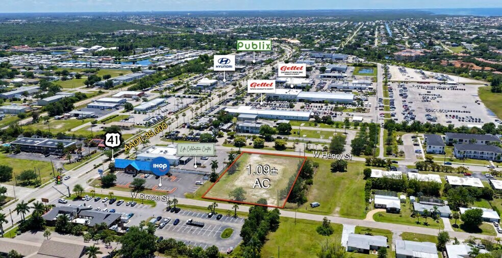 120 W Henry St, Punta Gorda, FL à vendre - Photo principale – Image 1 sur 3