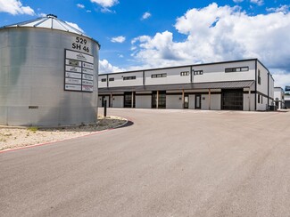 Plus de détails pour 529 SH 46 E Unit E2, Boerne, TX - Local d’activités à vendre