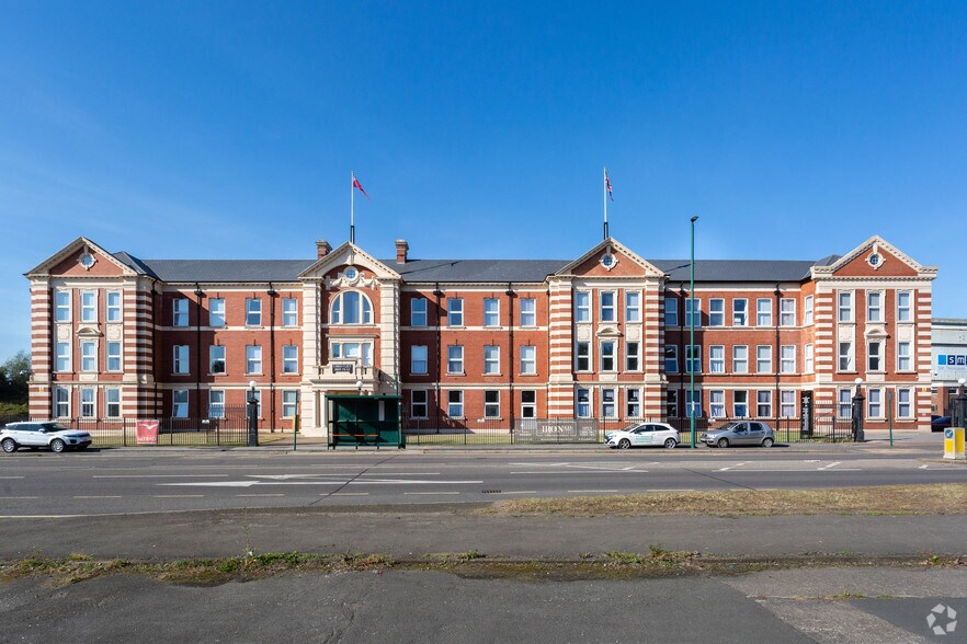 Middlesbrough Rd, Middlesbrough à louer - Photo de l’immeuble – Image 1 sur 8