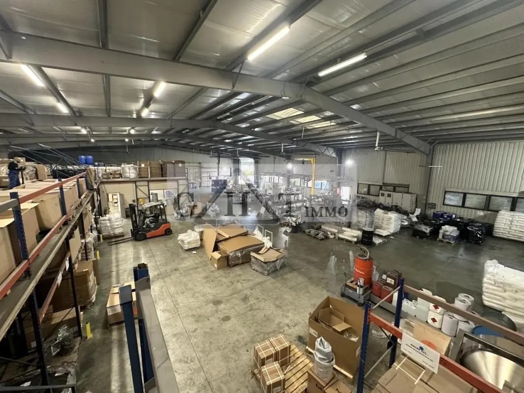 Industriel/Logistique dans Meaux à vendre Photo principale– Image 1 sur 1