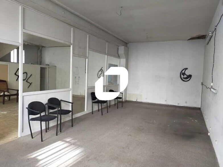 Bureau dans Bordeaux à vendre - Photo de l’immeuble – Image 2 sur 11