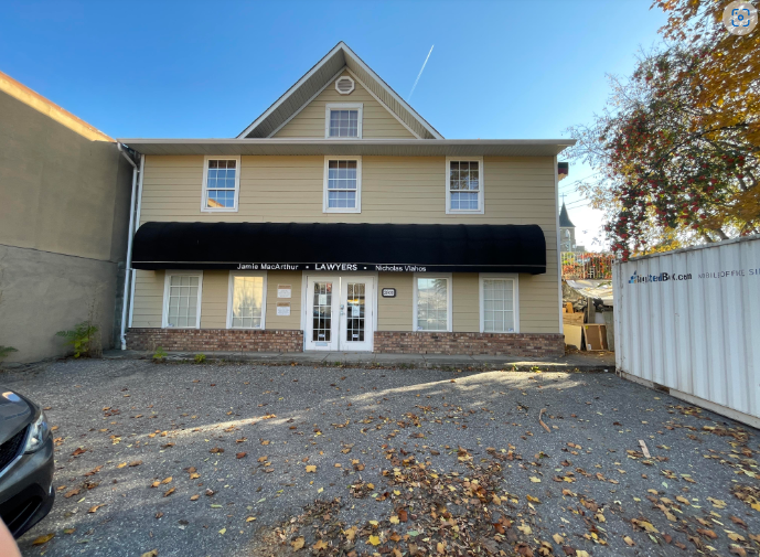2801 28 St, Vernon, BC à vendre Photo principale– Image 1 sur 2