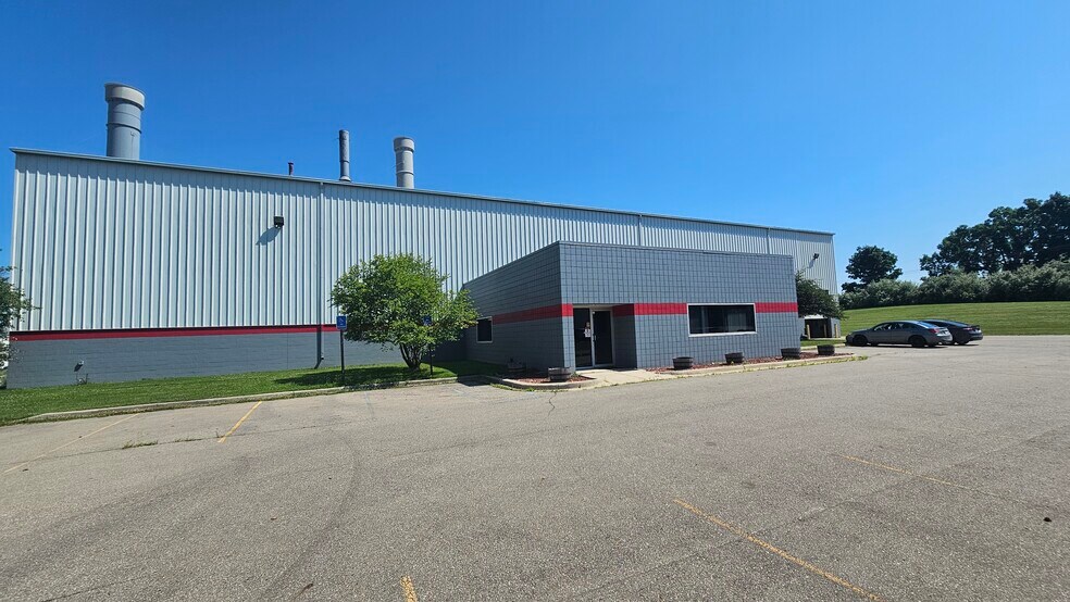 1200 Durant Dr, Howell, MI à vendre - Photo de l’immeuble – Image 3 sur 12