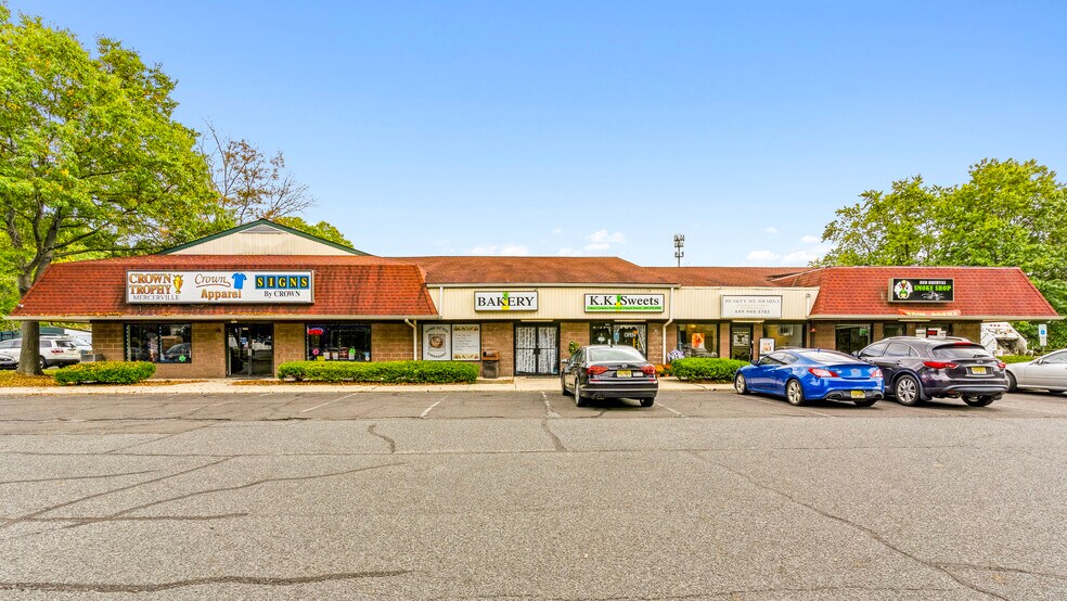 3257 Quakerbridge Rd, Hamilton, NJ à vendre - Photo de l’immeuble – Image 1 sur 6