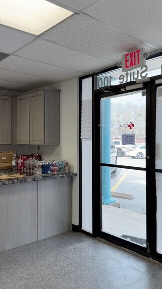 Plus de détails pour 1101 Alma St, Tomball, TX - Bureau/Médical, Bureau/Local commercial à louer