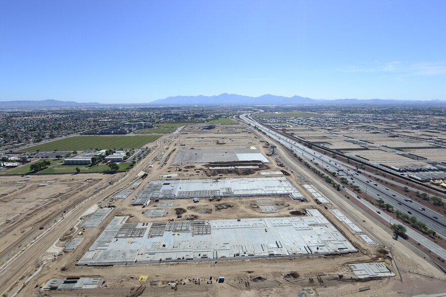 SEC Loop 101 & Indian School Rd, Phoenix, AZ à louer - Photo de la construction – Image 3 sur 5