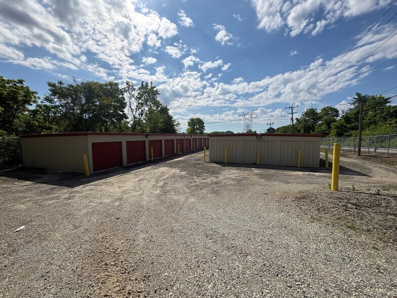 58 Old Lincoln hwy, Irwin, PA à vendre - Photo de l’immeuble – Image 3 sur 12