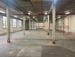 348 N Ashland Ave, Chicago, IL à louer Photo intérieure– Image 1 sur 3