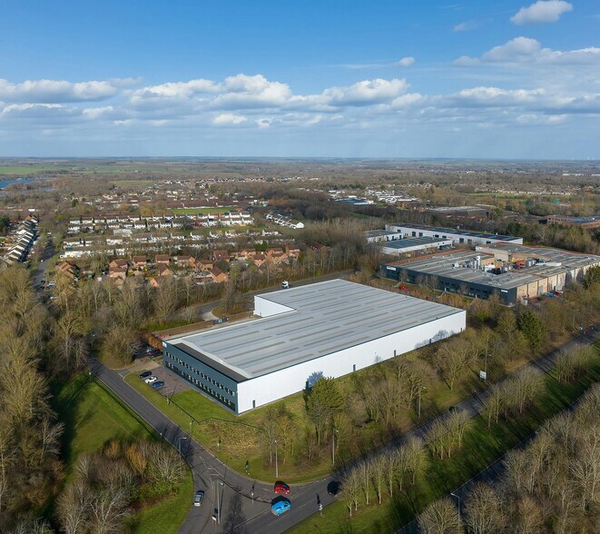 73 Mercers Dr, Milton Keynes à louer - Photo de l’immeuble – Image 2 sur 4