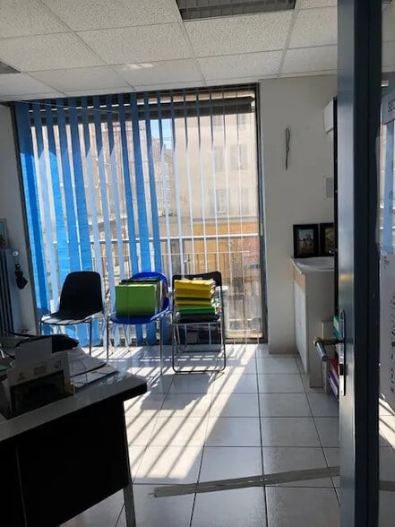 Bureau dans Marseille à louer - Photo intérieure – Image 1 sur 5