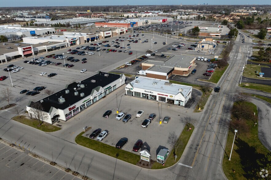 6630-6634 Centers Dr, Holland, OH à louer - Photo de l’immeuble – Image 3 sur 6
