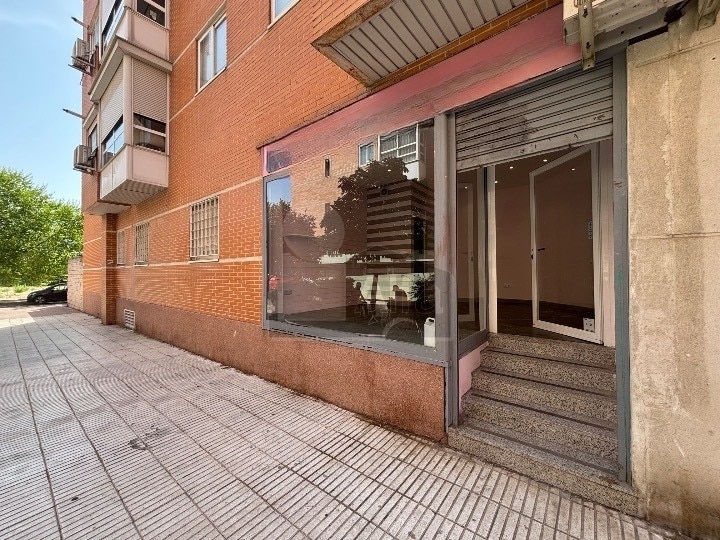 Local commercial dans Madrid, Madrid à louer Plan d’étage– Image 1 sur 9