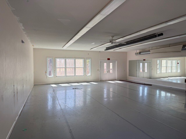29 Strong St, Amherst, MA à louer - Photo de l’immeuble – Image 3 sur 11