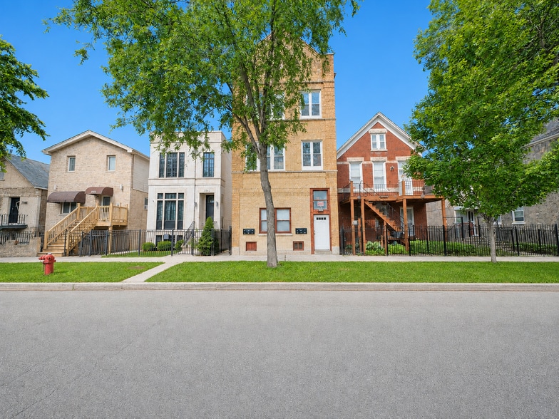 3320 S Carpenter St, Chicago, IL à vendre - Photo principale – Image 1 sur 5