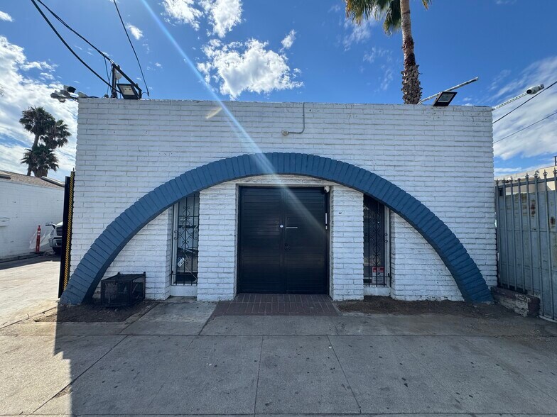 14640-14644 Keswick St, Van Nuys, CA à vendre - Photo de l’immeuble – Image 2 sur 7
