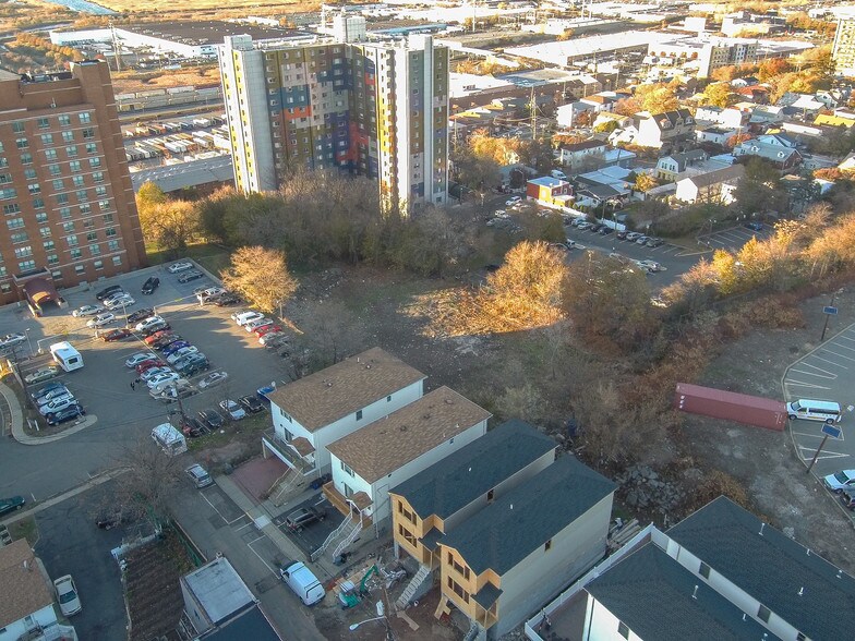 6217 Meadowview Ave, North Bergen, NJ à vendre - Aérien – Image 3 sur 10