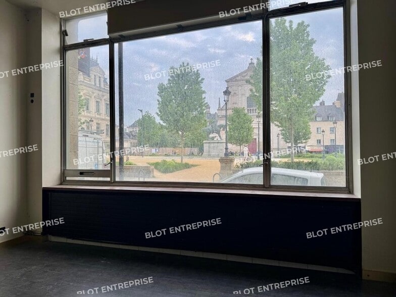 Bureau dans Vannes à vendre - Photo intérieure – Image 2 sur 7