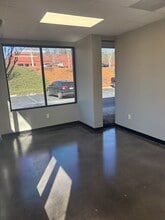 5010 B U Bowman Dr, Buford, GA à louer Photo intérieure– Image 2 sur 7