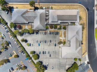 Plus de détails pour 300 Pendleton Way, Oakland, CA - Bureau à vendre