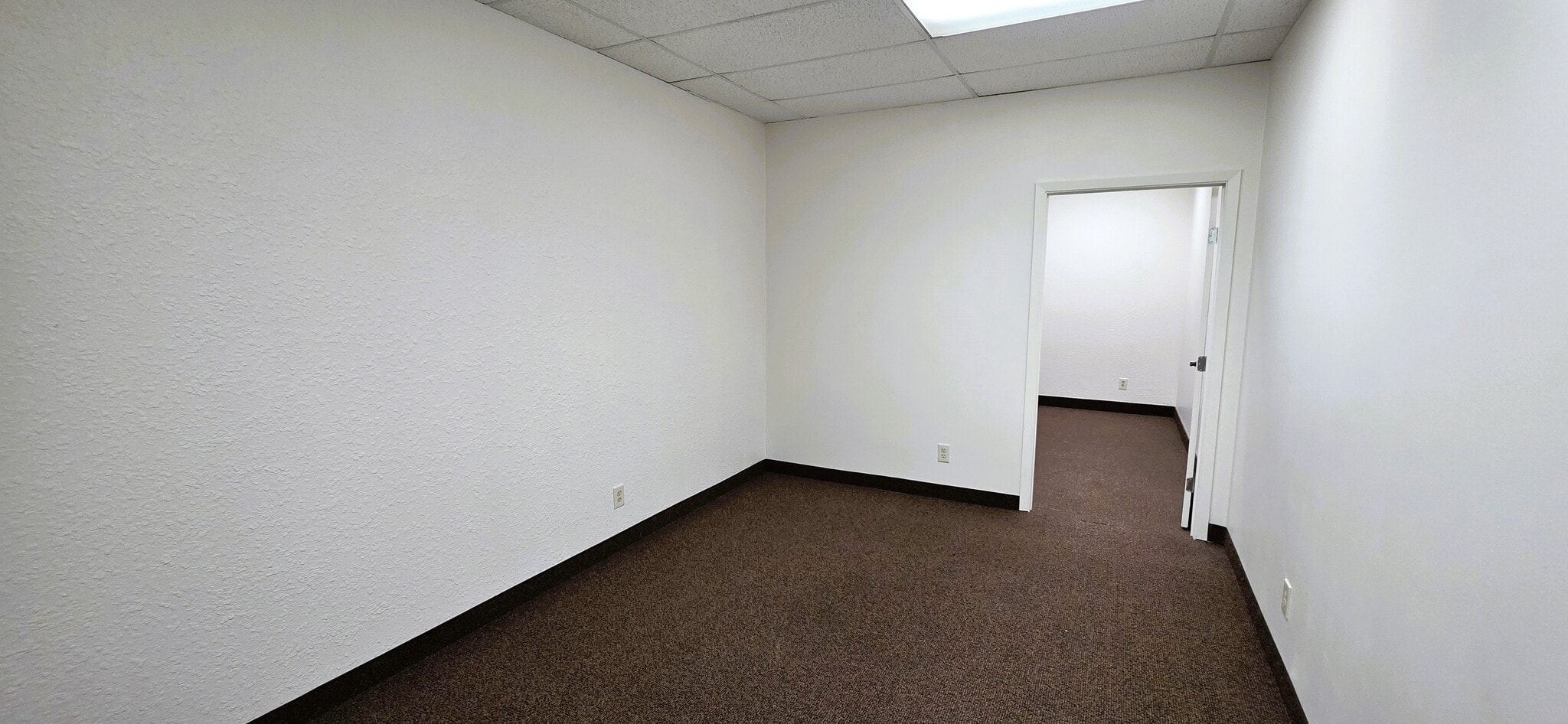 227 NE Loop 820, Hurst, TX à louer Photo intérieure– Image 1 sur 4