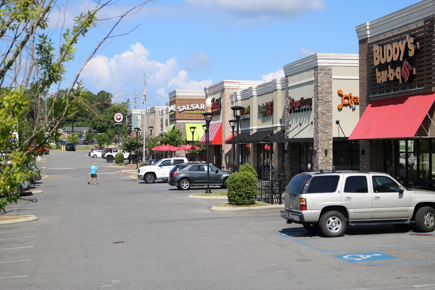 682 Paul Huff Pky NW, Cleveland, TN à louer - Photo de l’immeuble – Image 3 sur 27