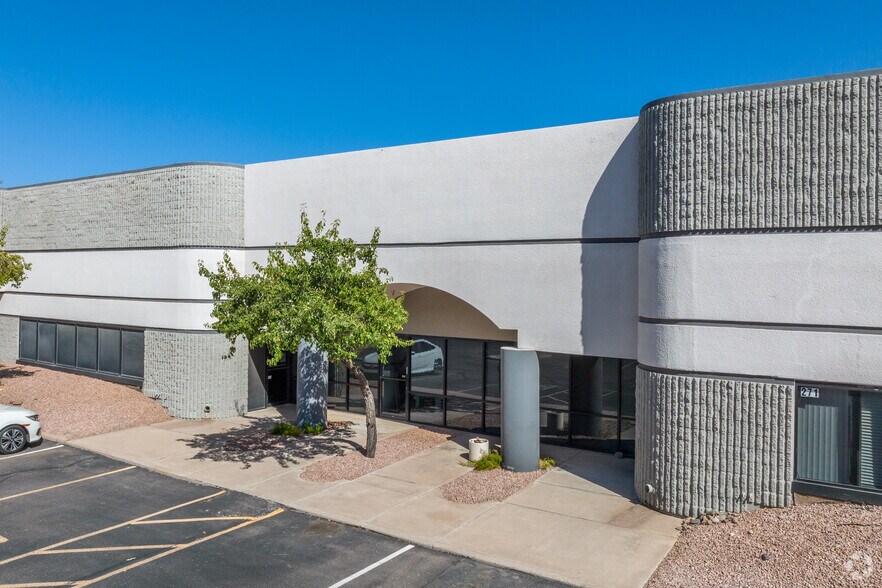 211-381 E Chilton Dr, Chandler, AZ à louer - Photo de l’immeuble – Image 2 sur 6